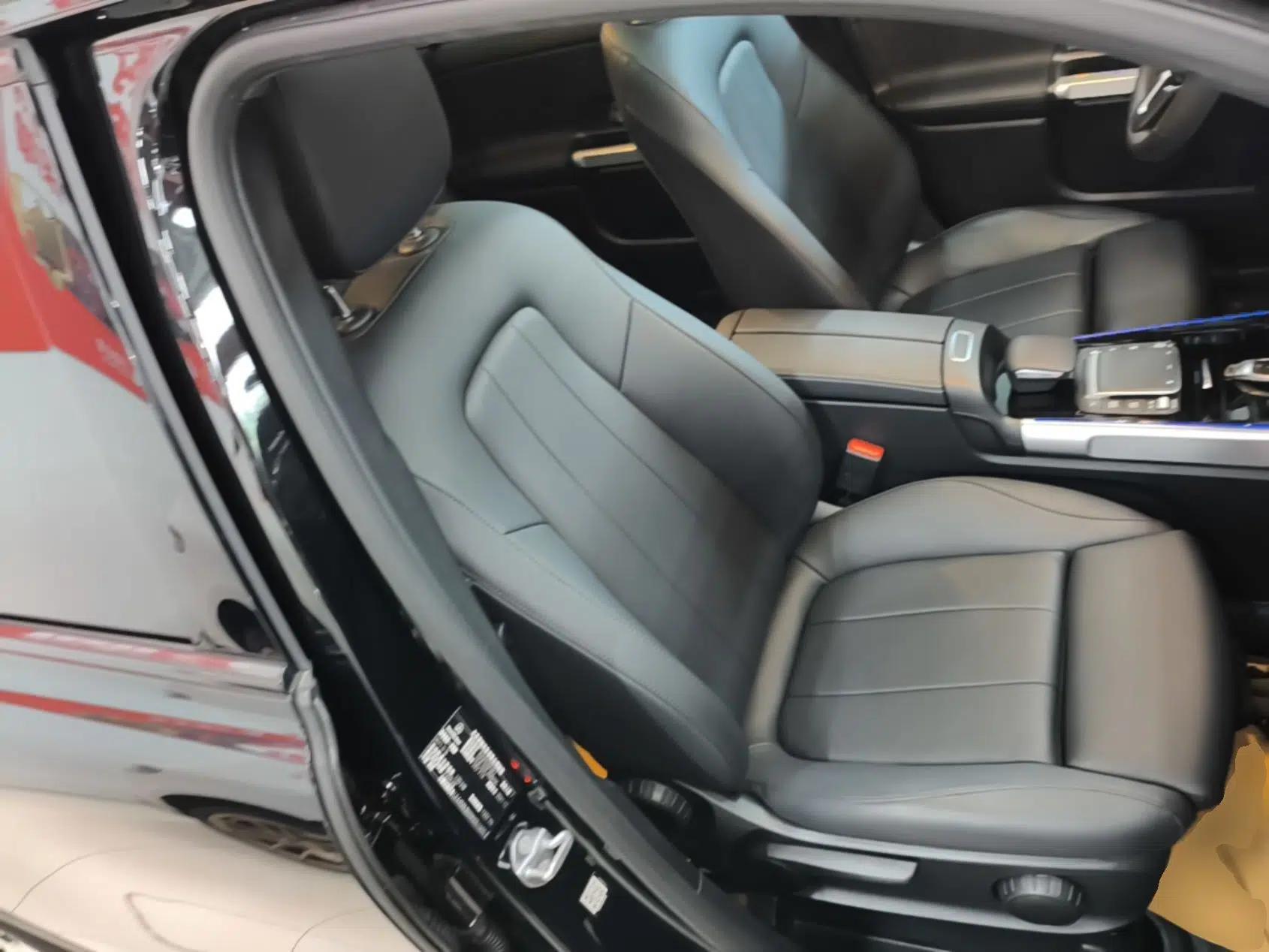 Mercedes-Benz GLB 2022 Refreshed GLB 200 4MATIC — миниатюра 23