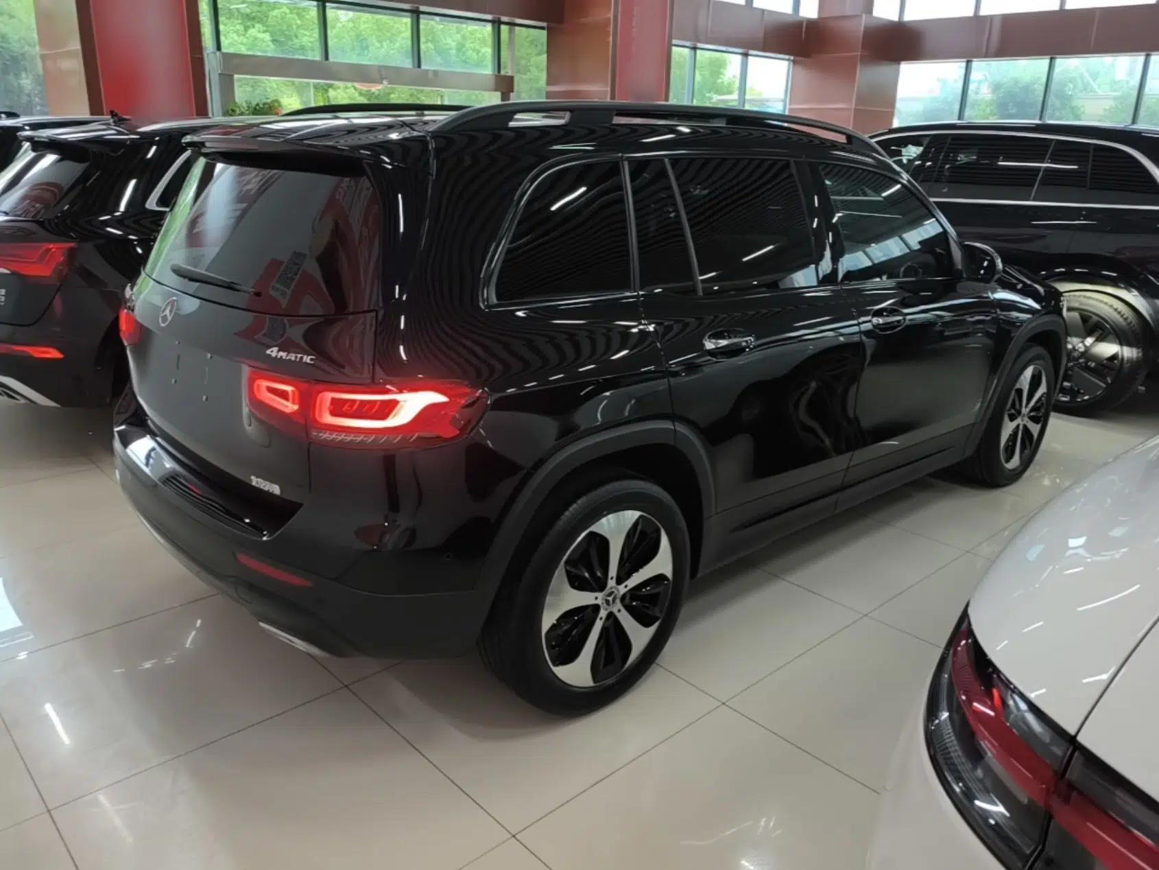 Mercedes-Benz GLB 2022 Refreshed GLB 200 4MATIC — миниатюра 4