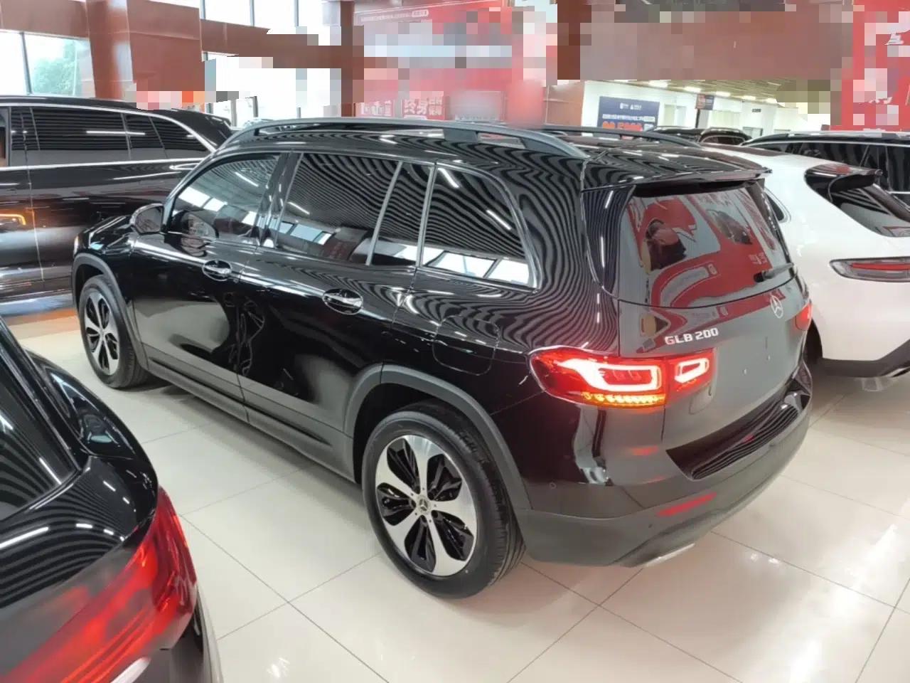 Mercedes-Benz GLB 2022 Refreshed GLB 200 4MATIC — миниатюра 7