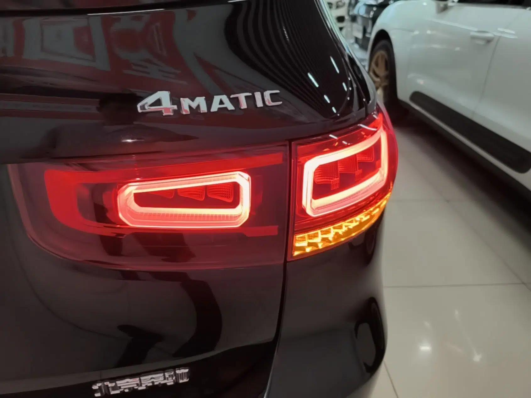 Mercedes-Benz GLB 2022 Refreshed GLB 200 4MATIC — миниатюра 8