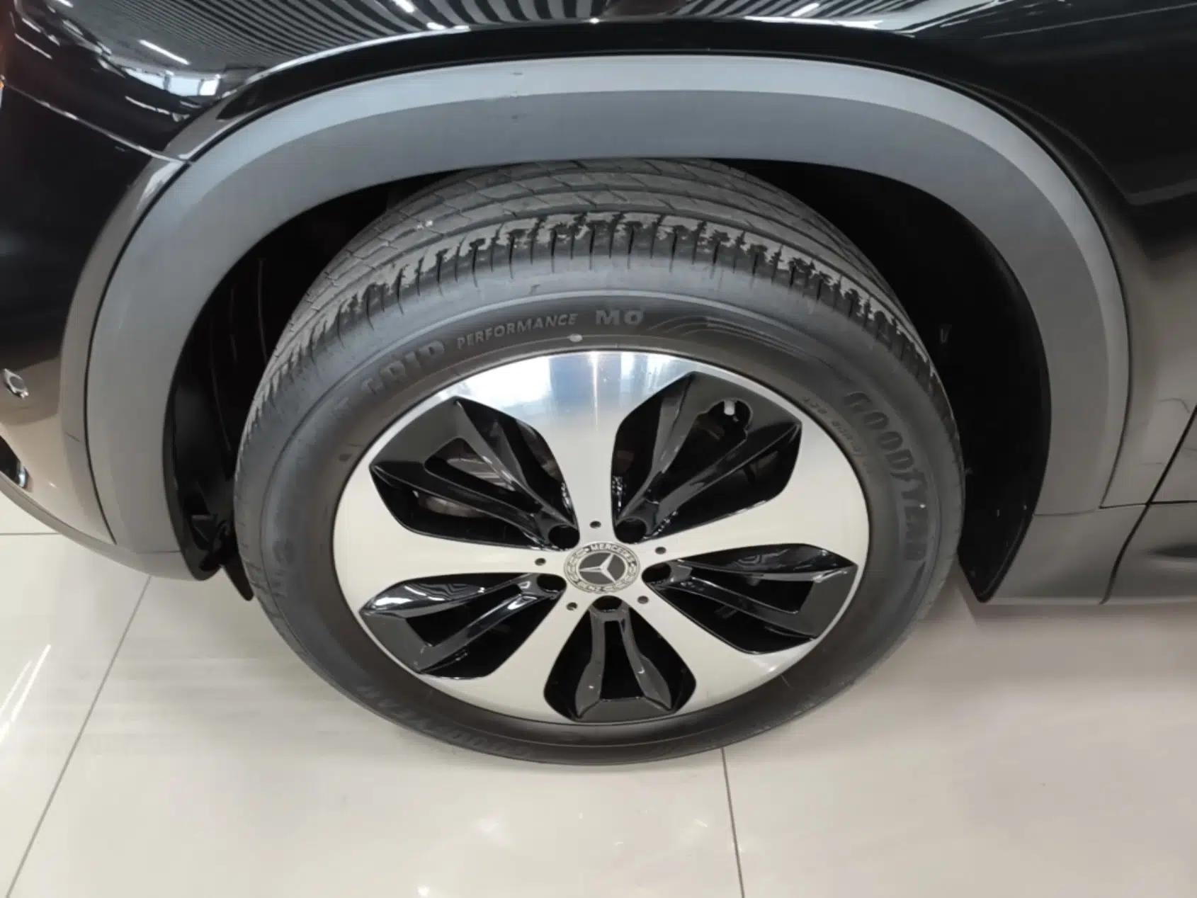 Mercedes-Benz GLB 2022 Refreshed GLB 200 4MATIC — миниатюра 9