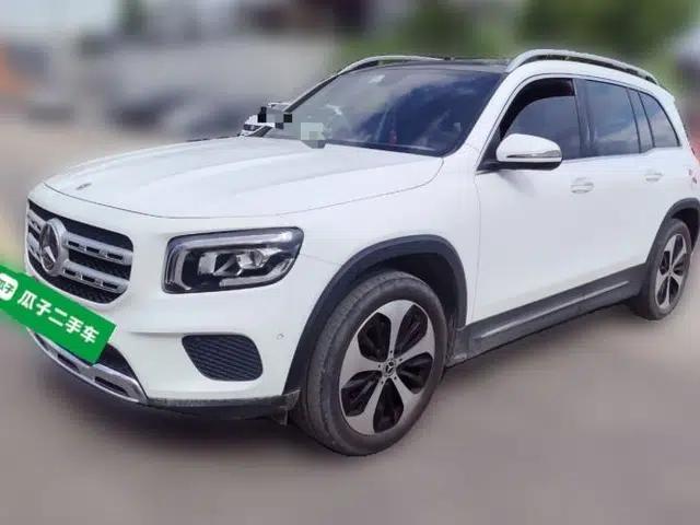 Mercedes-Benz GLB 2021 GLB 200 Fashion Model