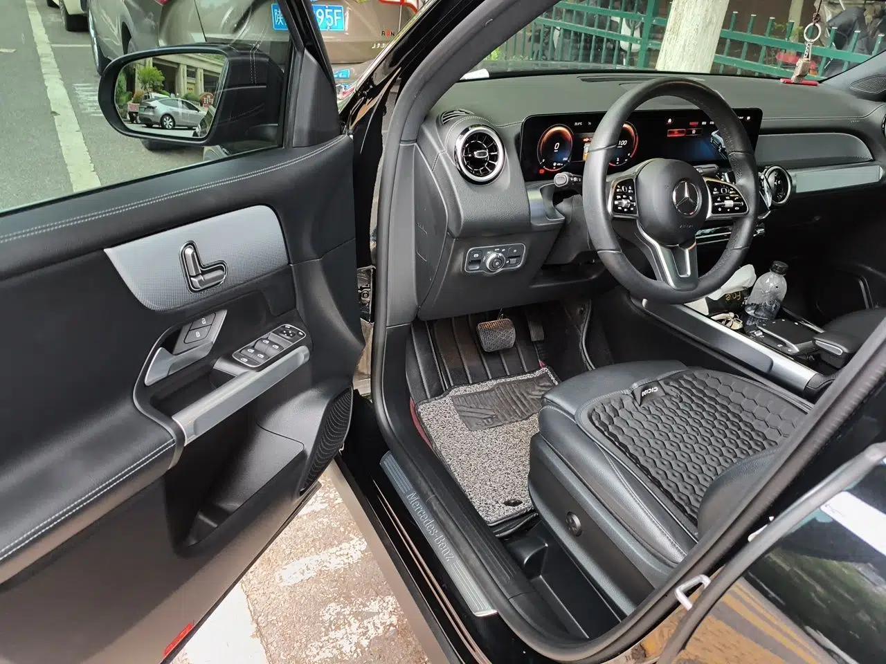 Mercedes-Benz GLB 2023 GLB 200 Dynamic Edition — миниатюра 17