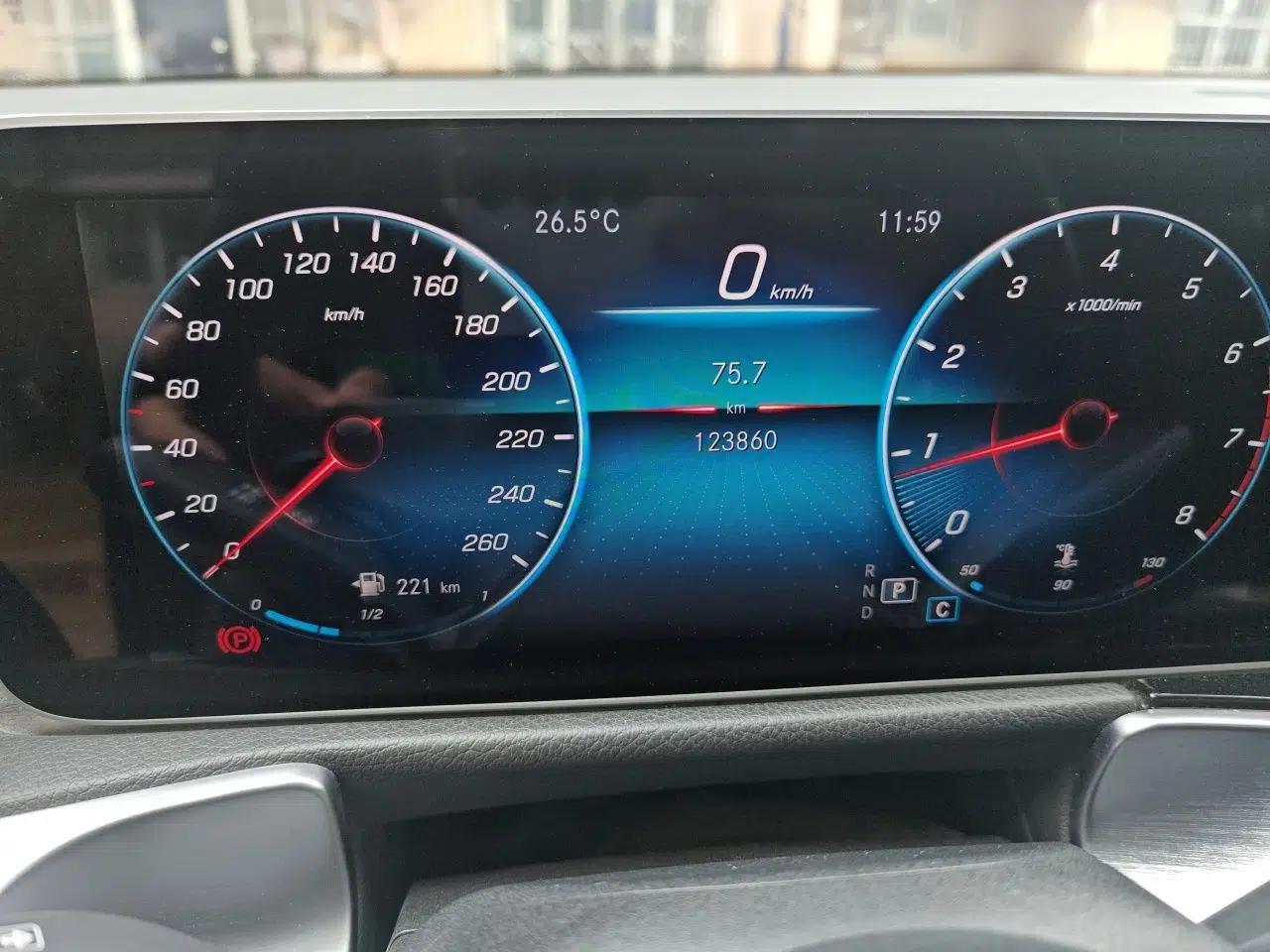 Mercedes-Benz GLB 2020 Updated GLB 200 Dynamic Edition — миниатюра 13