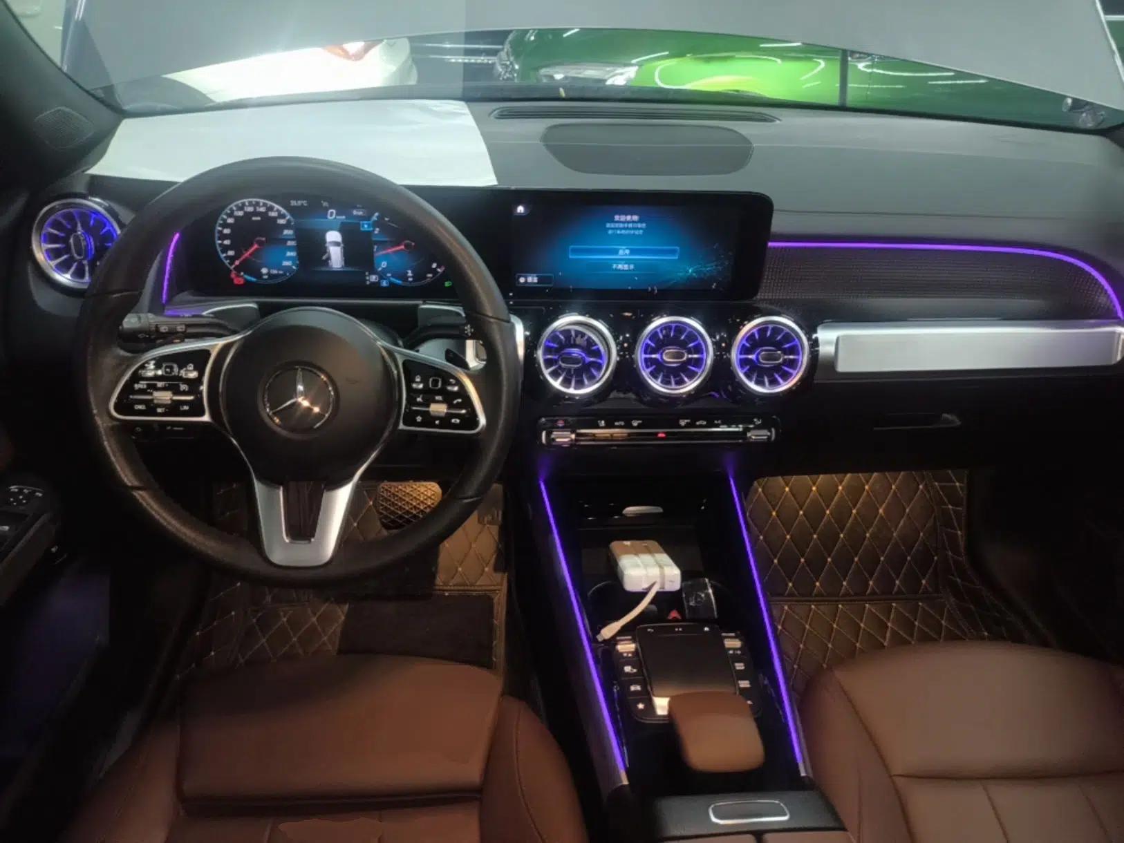 Mercedes-Benz GLB 2022 GLB 220 Fashion Model — миниатюра 12