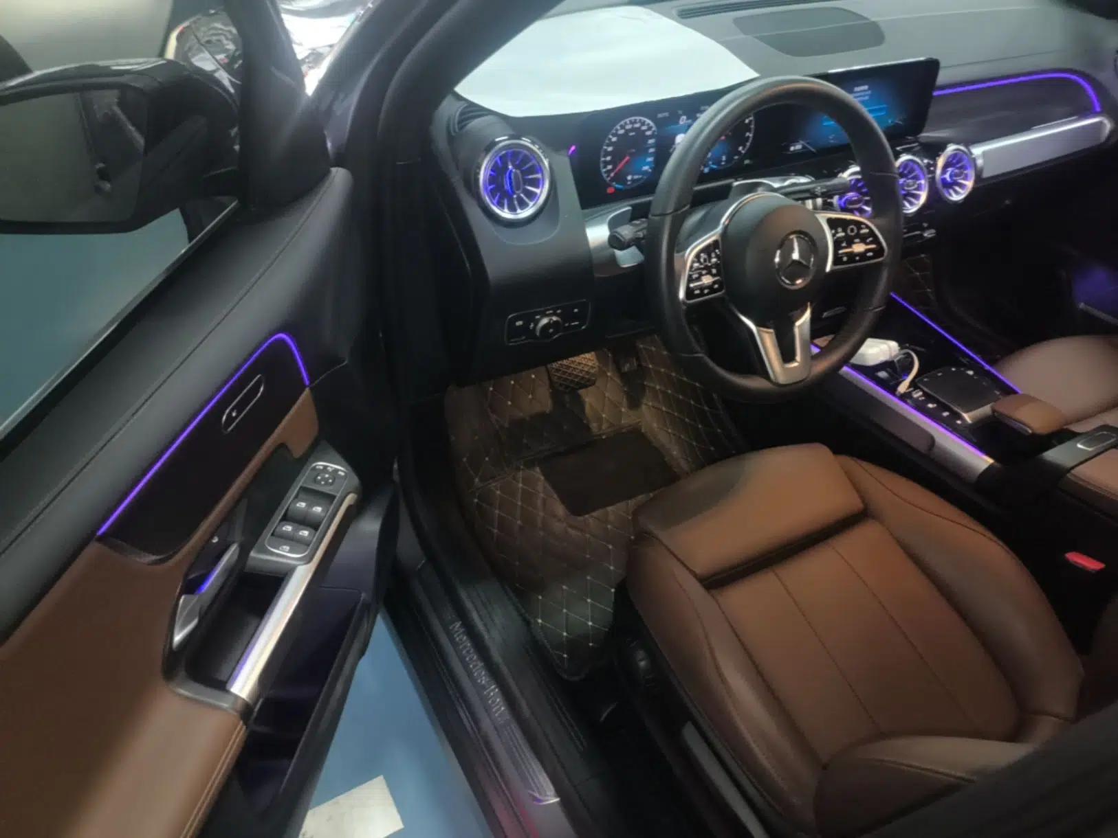 Mercedes-Benz GLB 2022 GLB 220 Fashion Model — миниатюра 18