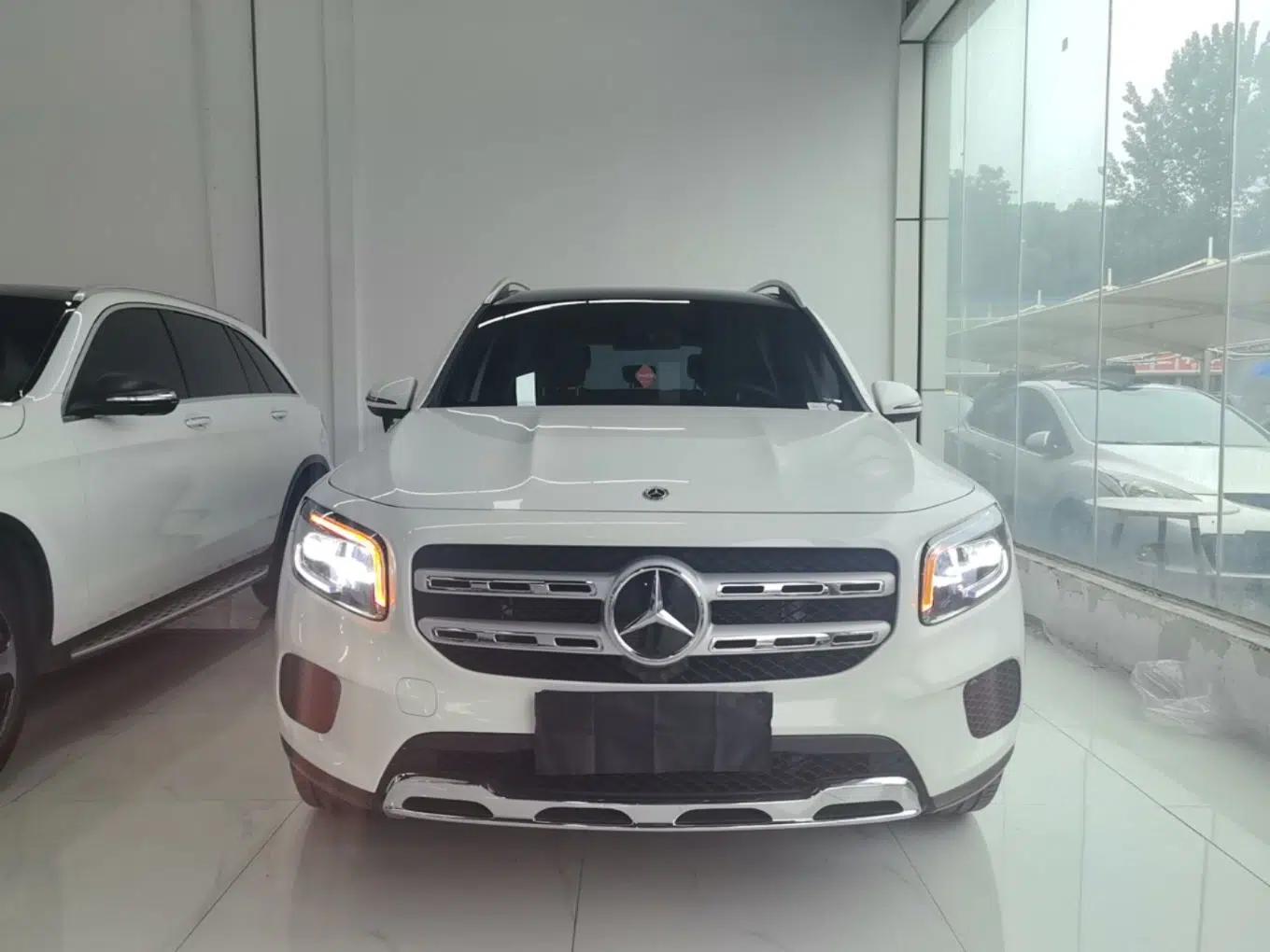 Mercedes-Benz GLB 2022 Second Facelift GLB 200 Dynamic Edition — миниатюра 2