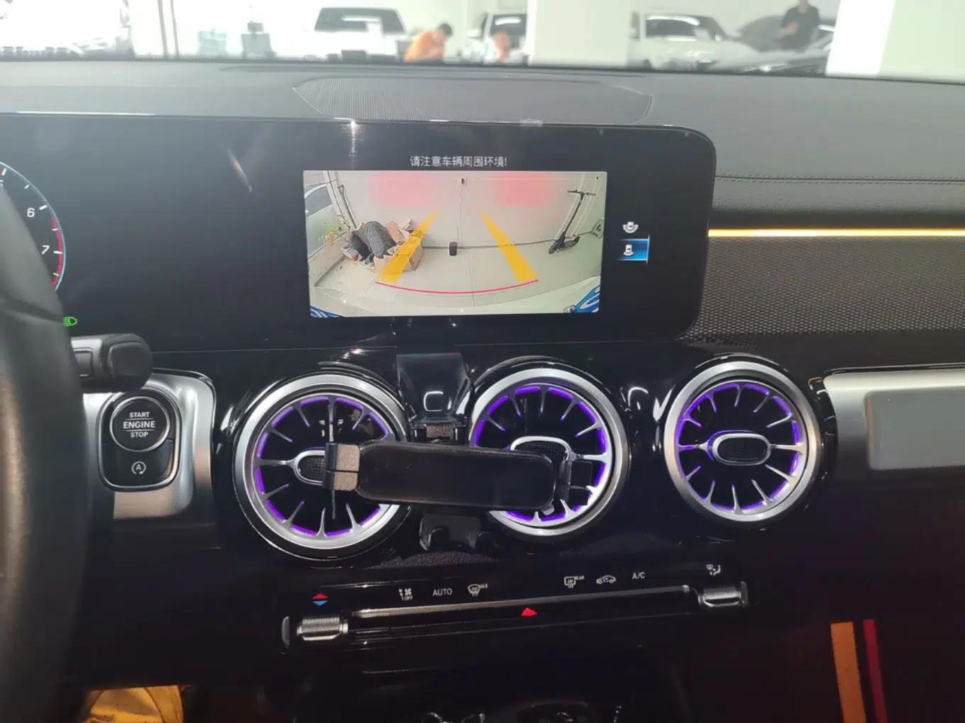 Mercedes-Benz GLB 2022 Second Facelift GLB 200 Dynamic Edition — миниатюра 16