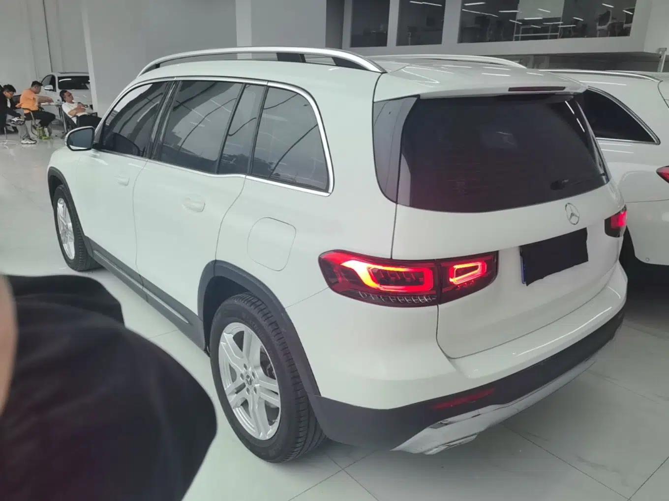 Mercedes-Benz GLB 2022 Second Facelift GLB 200 Dynamic Edition — миниатюра 4