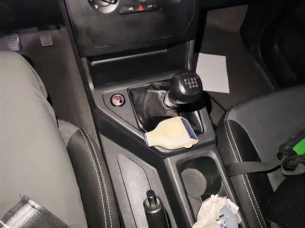 Wuling Hongguang PLUS 2020 1.5L Manual Standard 5-Seater — миниатюра 14
