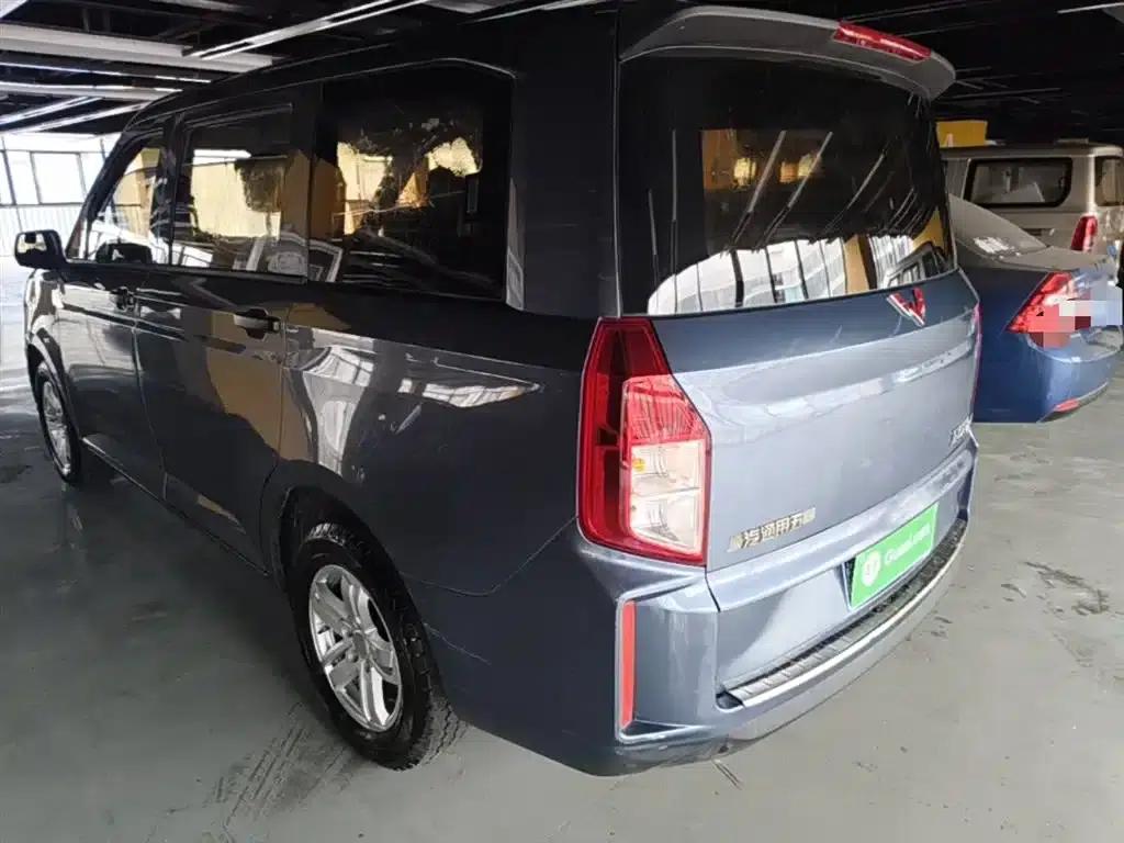 Wuling Hongguang PLUS 2020 1.5L Manual Standard 5-Seater — миниатюра 5