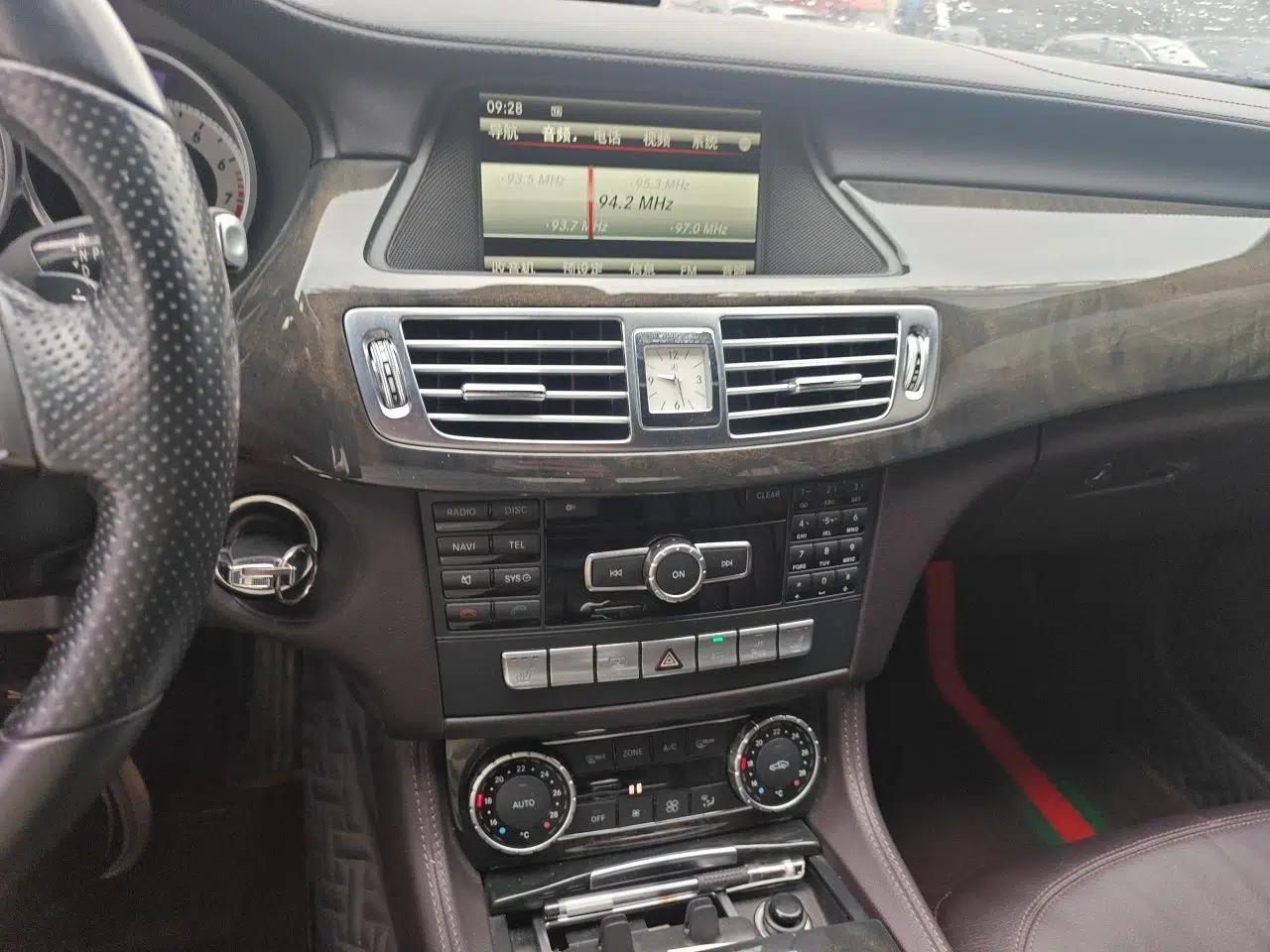 Mercedes-Benz CLS 2012 CLS 300 CGI — миниатюра 14