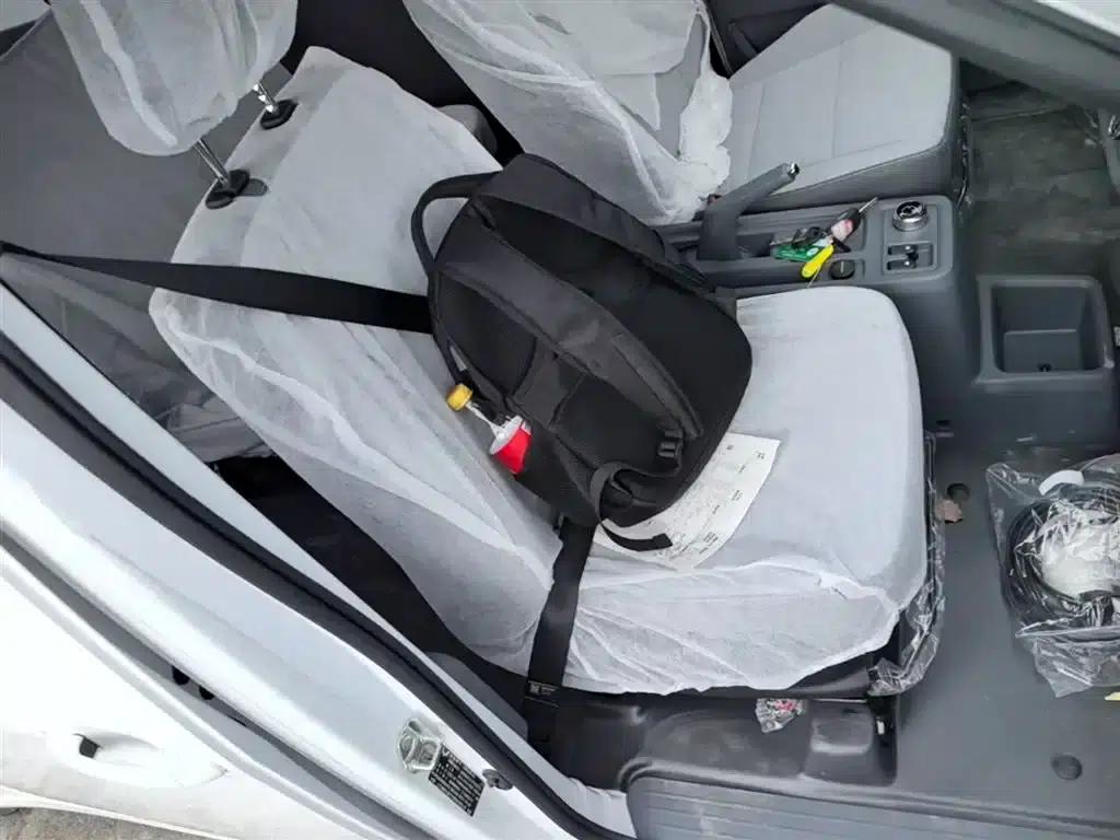 Wuling Yangguang 2024 Model 300km Comfort Bus Version 75kW — миниатюра 25