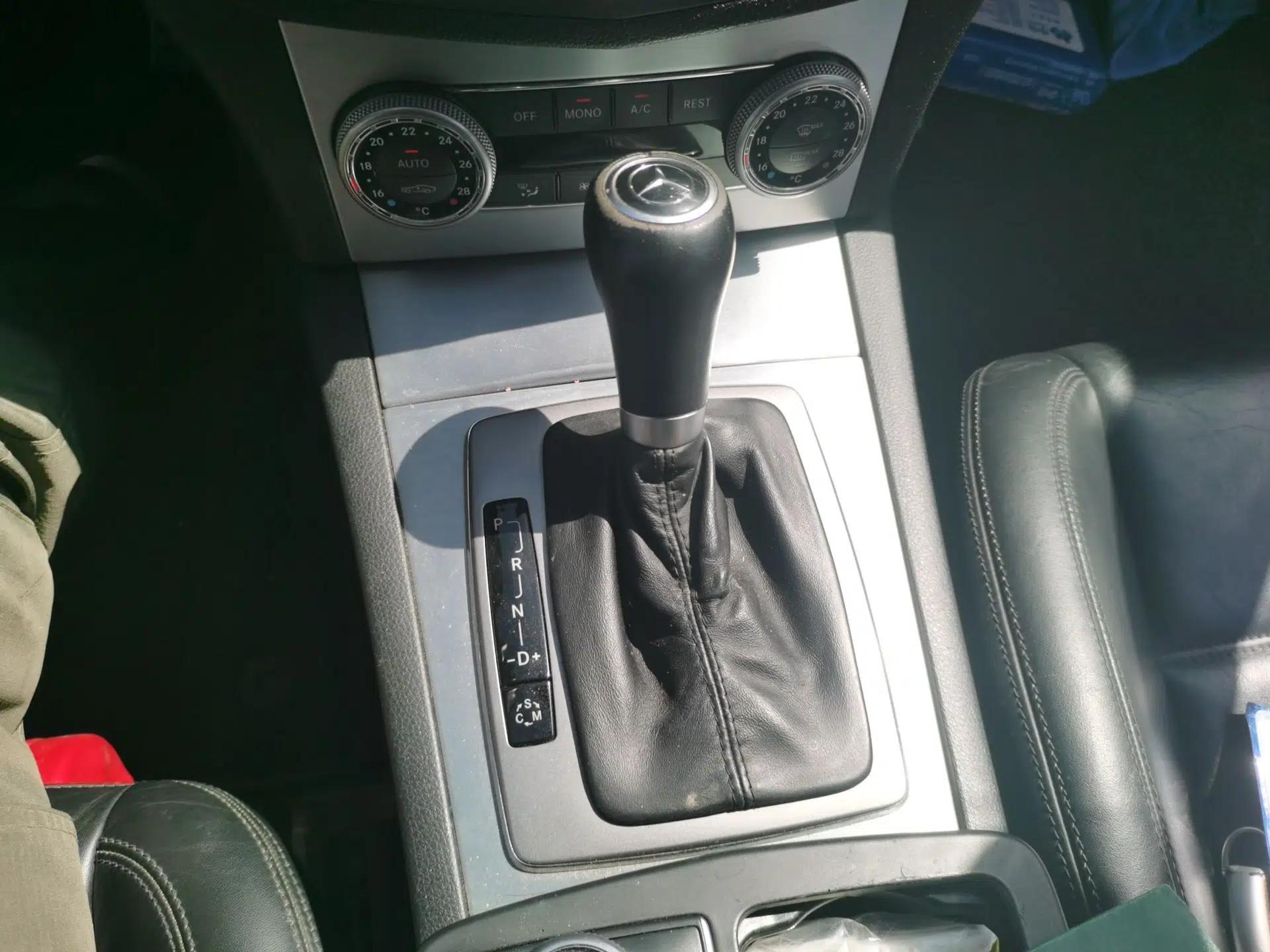 Mercedes-Benz C-Class AMG 2009 AMG C 63 Sport Edition — миниатюра 15
