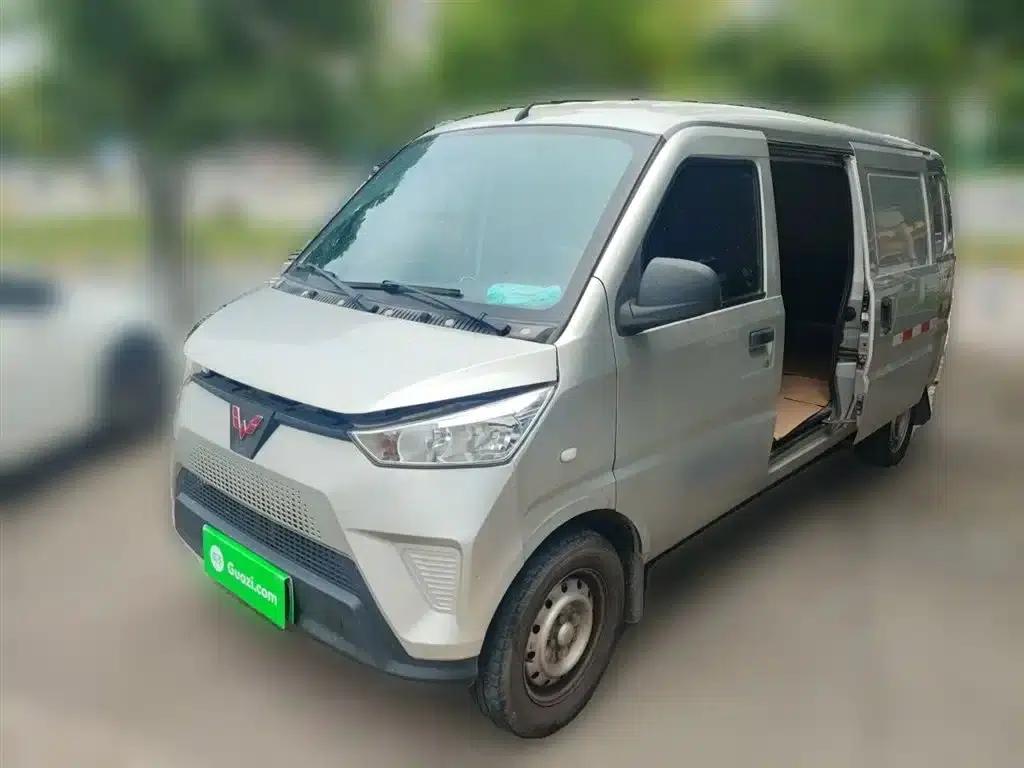 Wuling EV50 2021 model van logistics vehicle with Huishitong Ningde 41.86kWh Liuji electronic control system. — миниатюра 2
