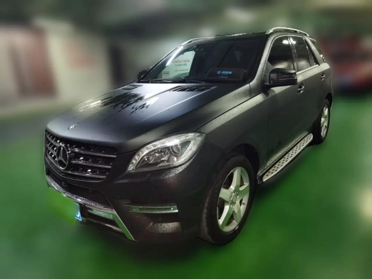 Mercedes-Benz M-Class 2014 ML 400 4MATIC Luxury Model — миниатюра 1