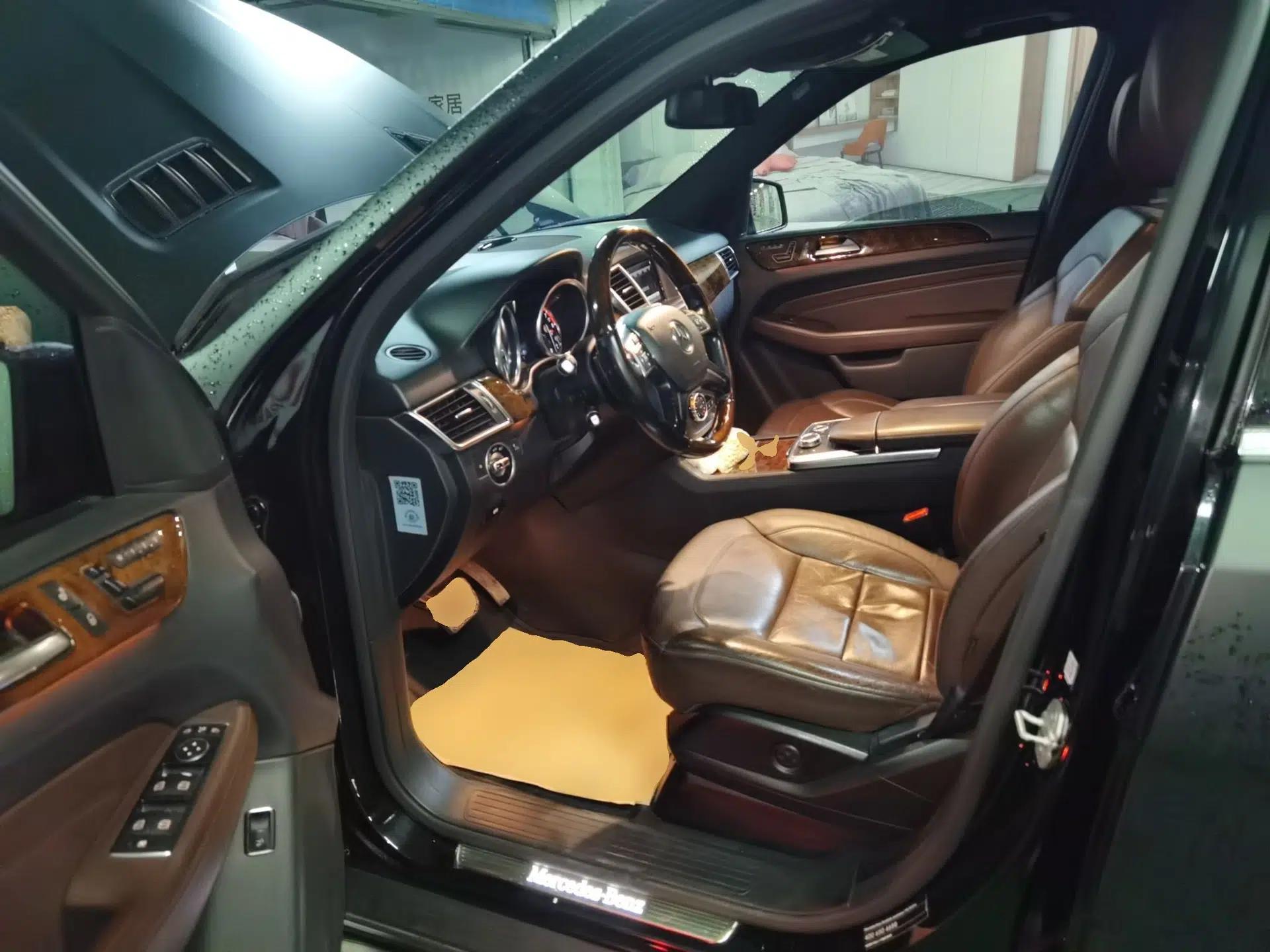 Mercedes-Benz M-Class 2014 ML 400 4MATIC Luxury Model — миниатюра 17
