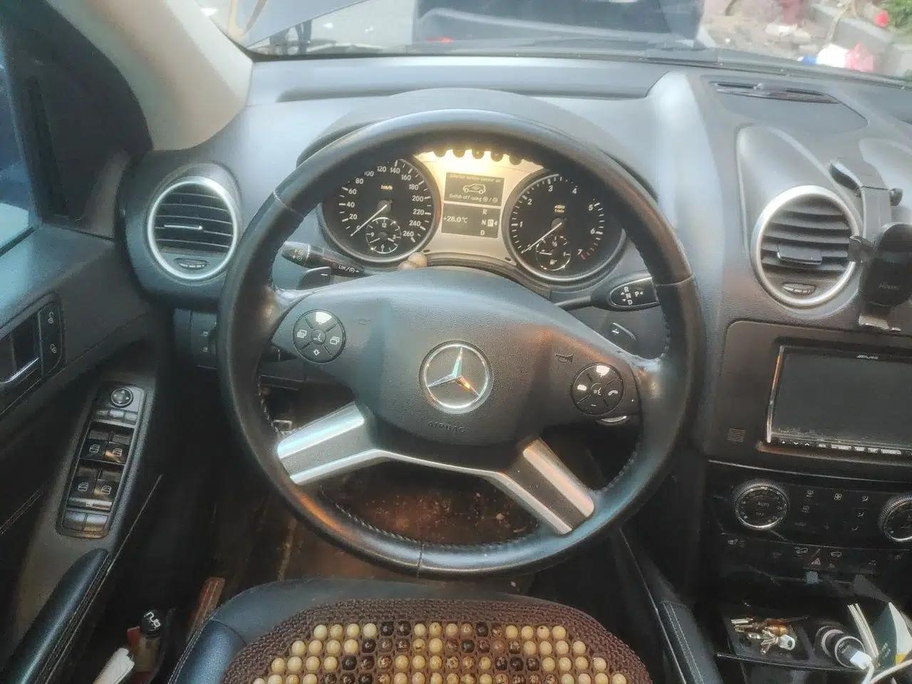 Mercedes-Benz M-Class 2010 ML 300 4MATIC — миниатюра 11