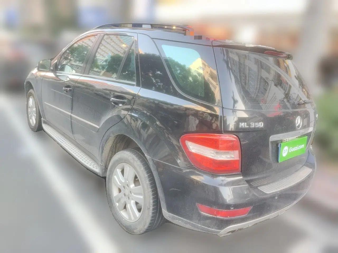 Mercedes-Benz M-Class 2010 ML 300 4MATIC — миниатюра 4