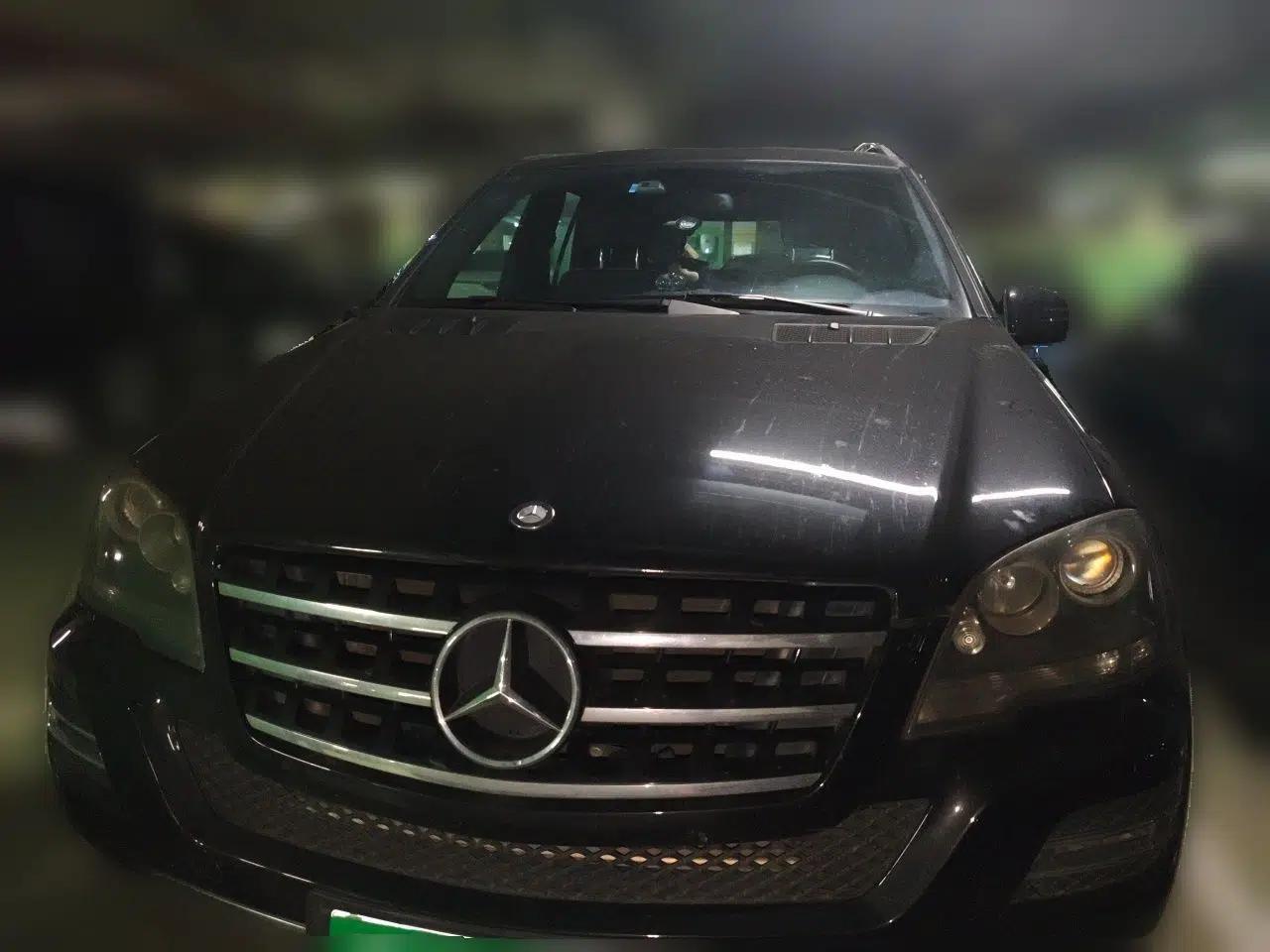 Mercedes-Benz M-Class 2010 ML 350 4MATIC Luxury Special Edition — миниатюра 2