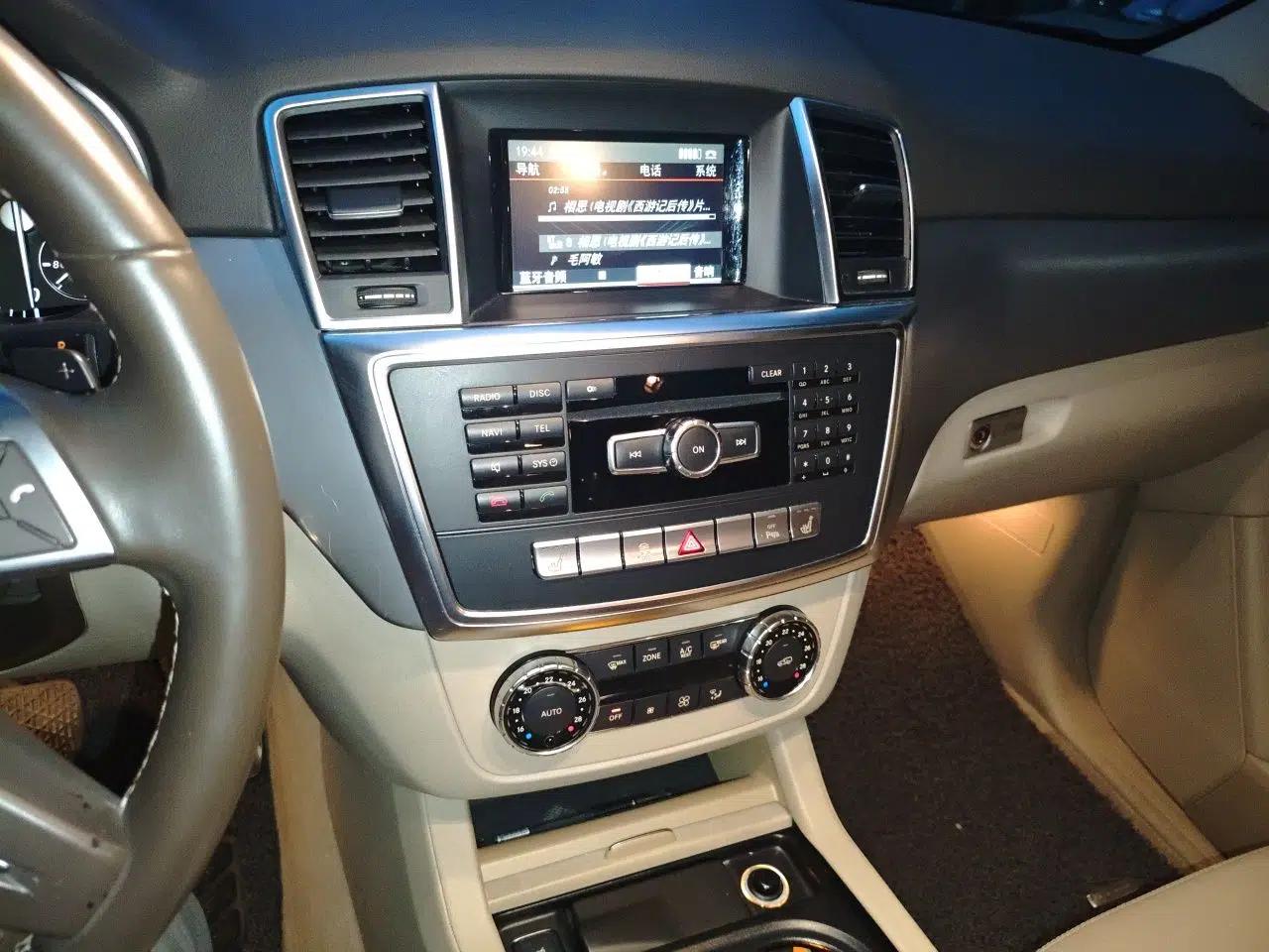 Mercedes-Benz M-Class 2012 ML 300 — миниатюра 14