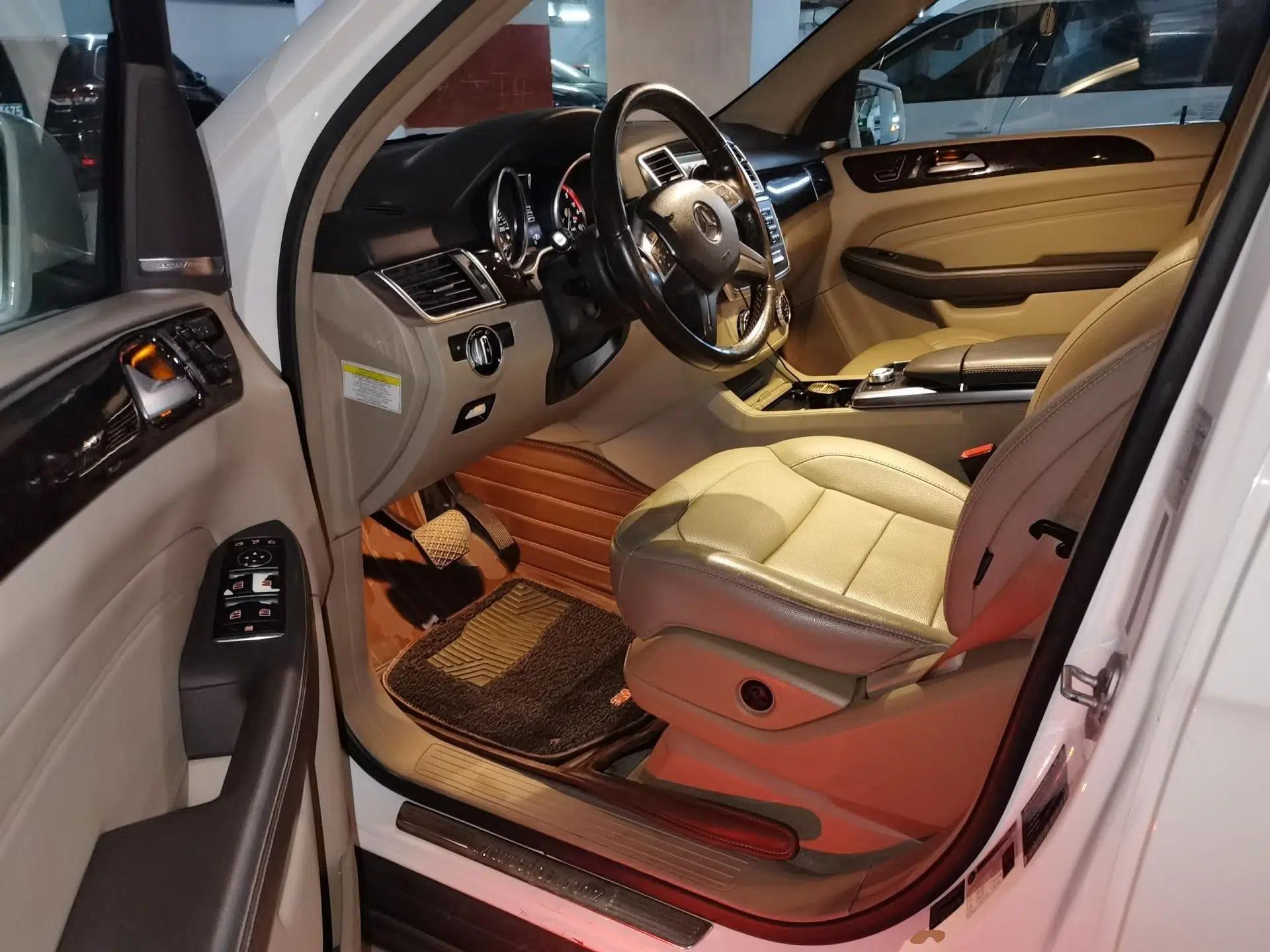 Mercedes-Benz M-Class  — миниатюра 17