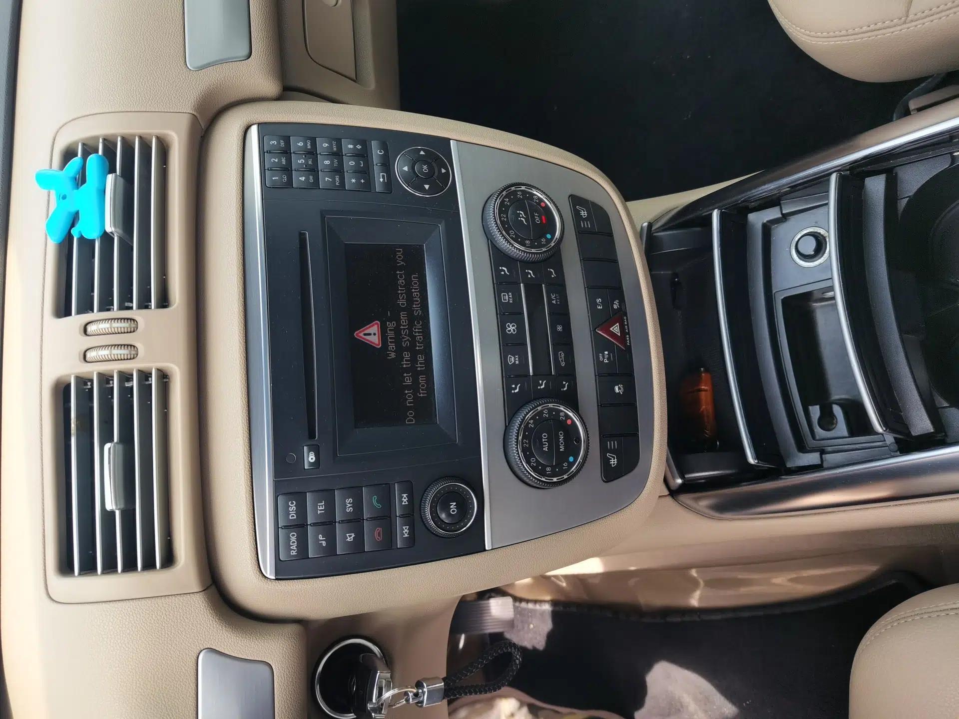 Mercedes-Benz R-Class 2011 R 300 L Business Model — миниатюра 14