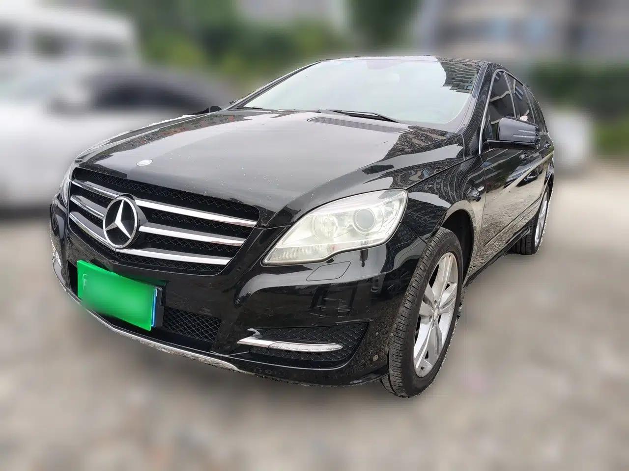 Mercedes-Benz R-Class 2017 R 320 4MATIC Luxury Collection Edition — миниатюра 1