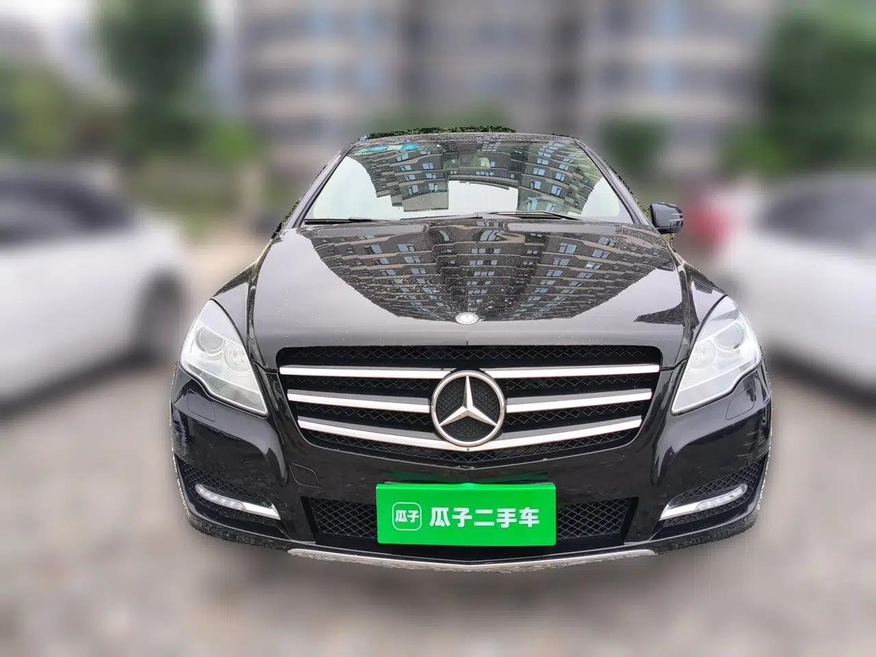 Mercedes-Benz R-Class 2017 R 320 4MATIC Luxury Collection Edition — миниатюра 2