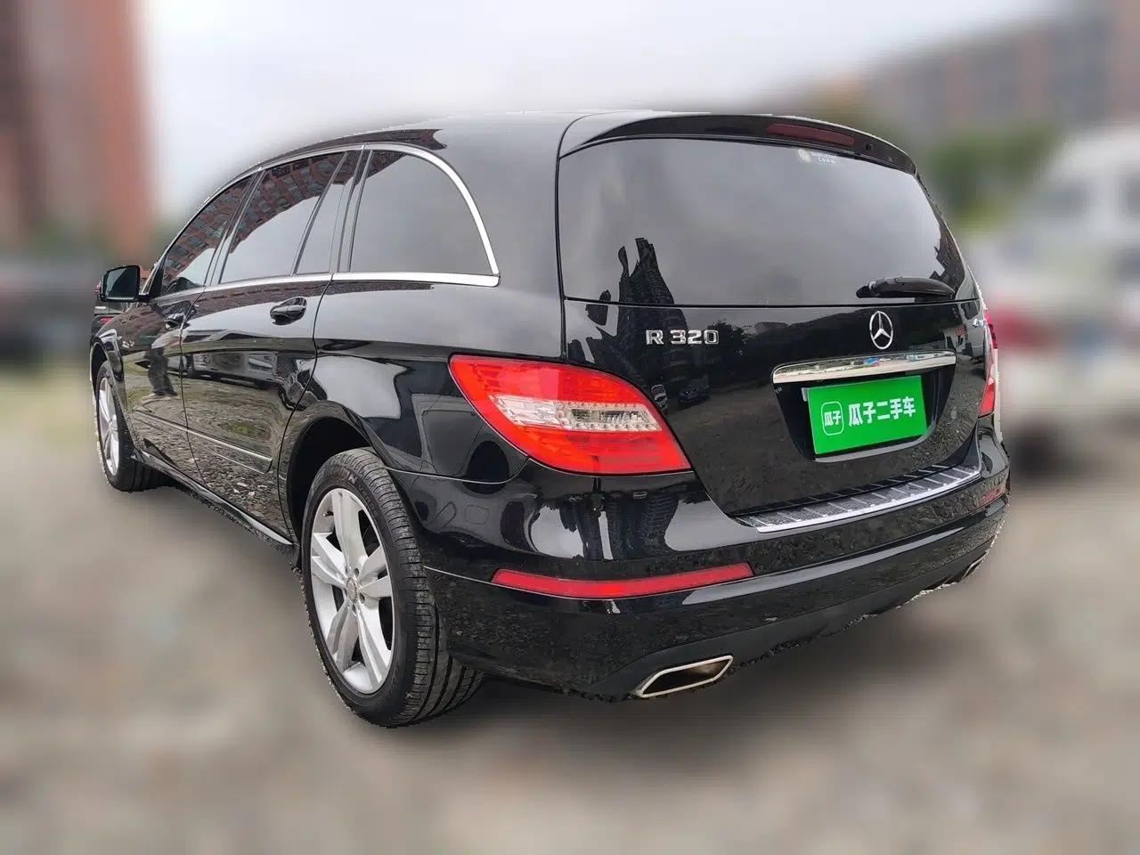 Mercedes-Benz R-Class 2017 R 320 4MATIC Luxury Collection Edition — миниатюра 4