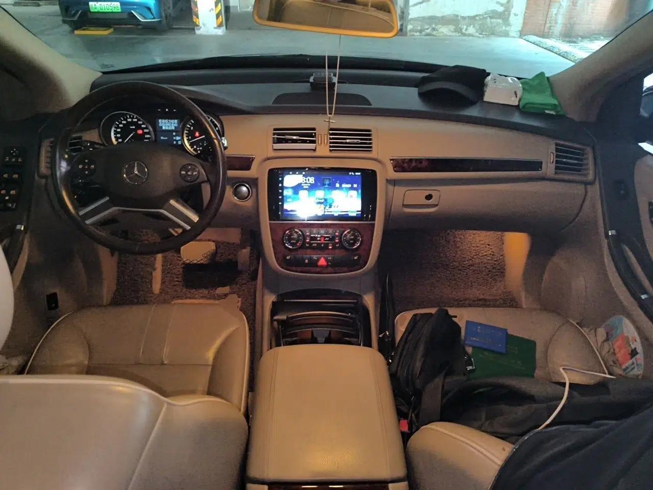 Mercedes-Benz R-Class 2011 R 350 L 4MATIC — миниатюра 10
