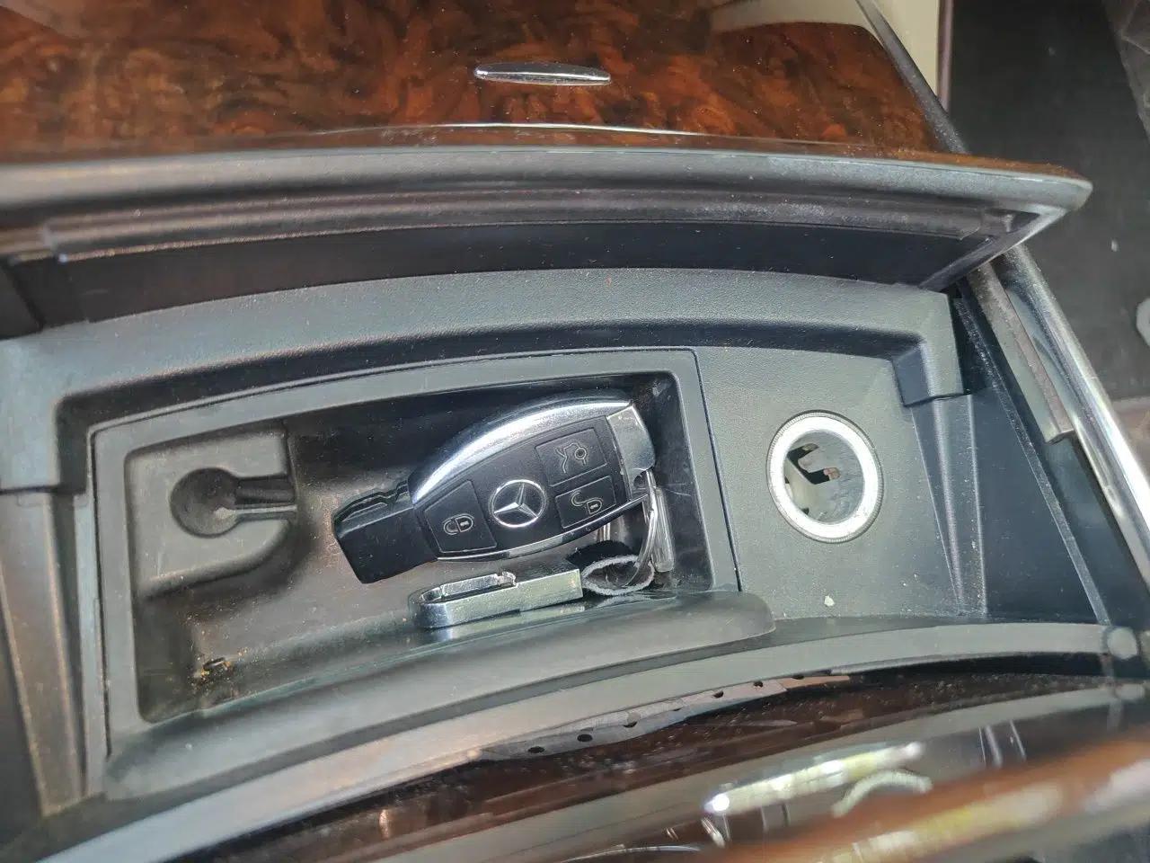 Mercedes-Benz R-Class 2011 R 350 L 4MATIC — миниатюра 9