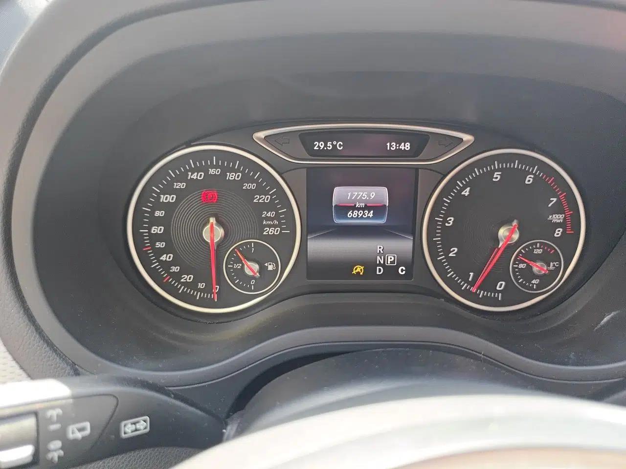 Mercedes-Benz B-Class 2015 B 200 Sport Edition — миниатюра 13