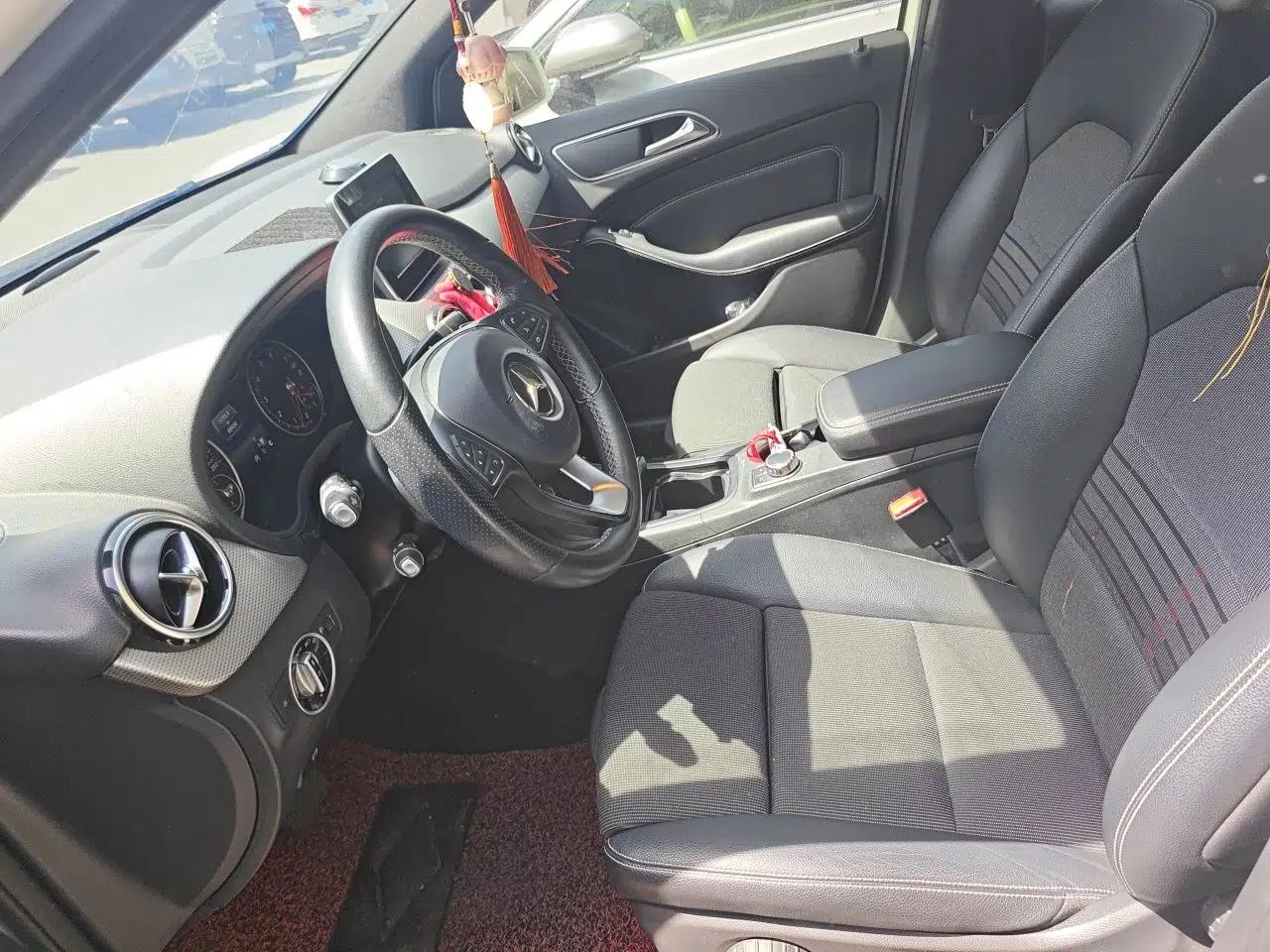Mercedes-Benz B-Class 2015 B 200 Sport Edition — миниатюра 16