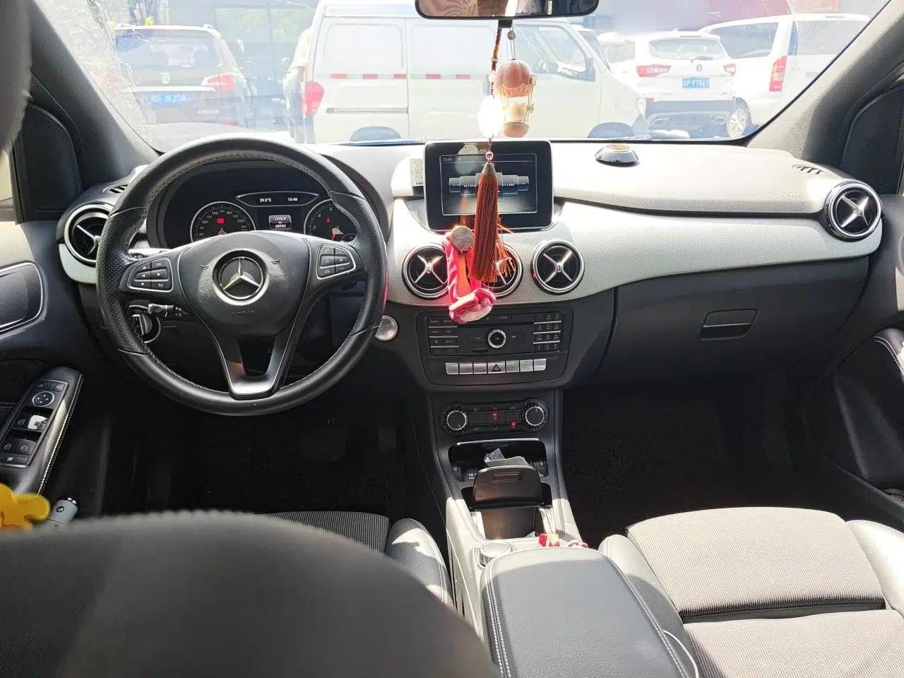 Mercedes-Benz B-Class 2015 B 200 Sport Edition — миниатюра 10