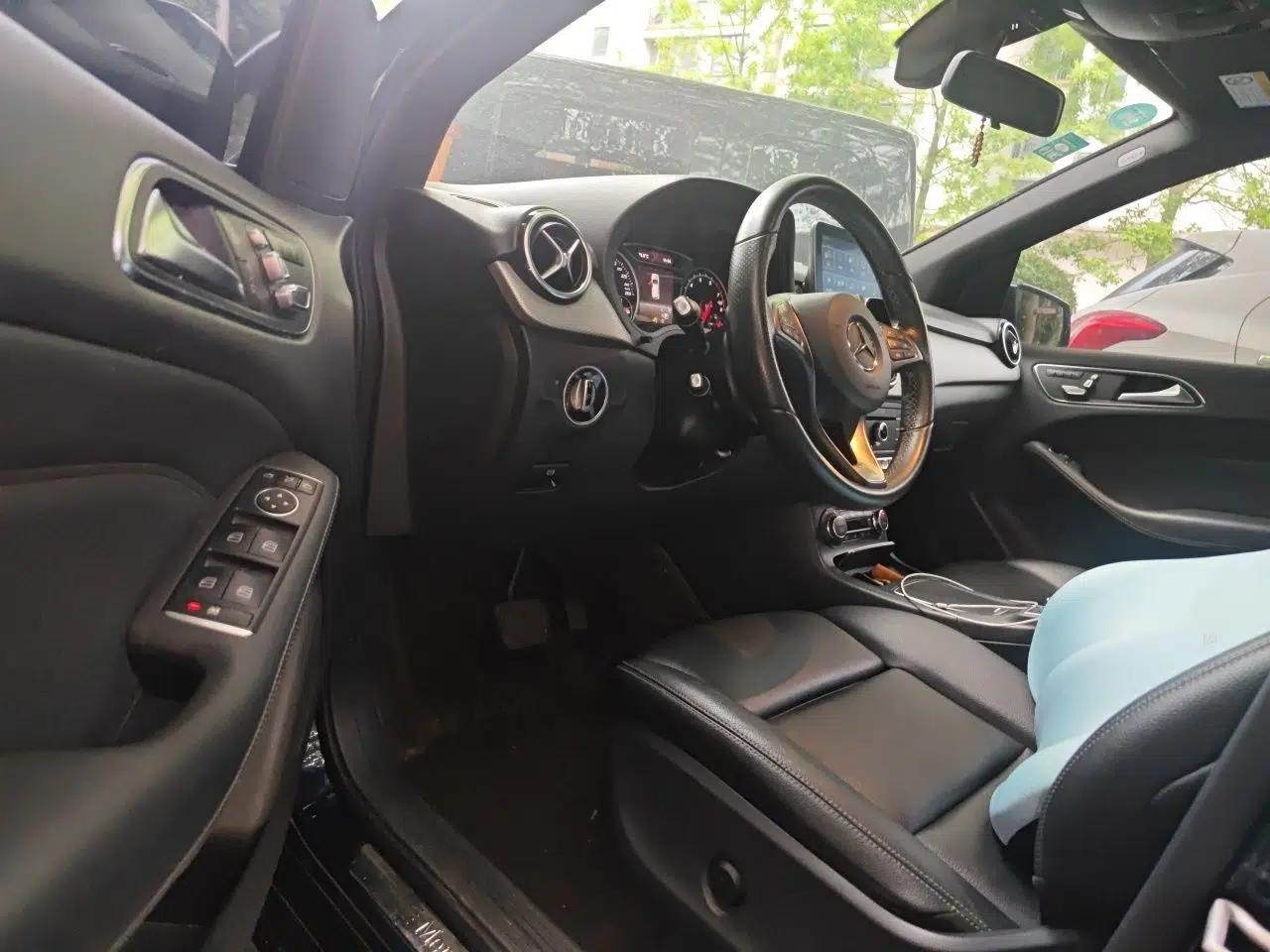 Mercedes-Benz B-Class 2017 B 200 Fashion Model — миниатюра 17