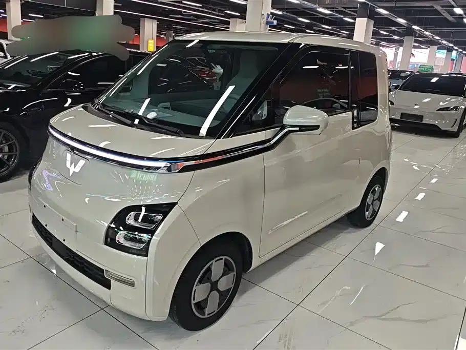 Wuling Air ev Clear Sky 2023 Model, Four-Seat Standard Edition — миниатюра 1