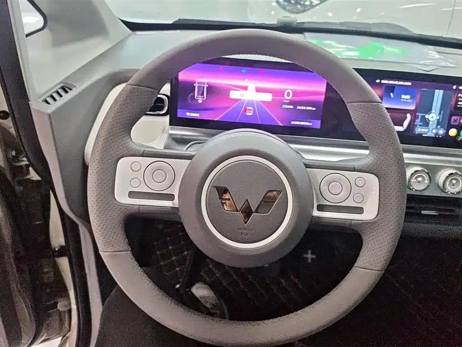 Wuling Air ev Clear Sky 2023 Model, Four-Seat Standard Edition — миниатюра 15