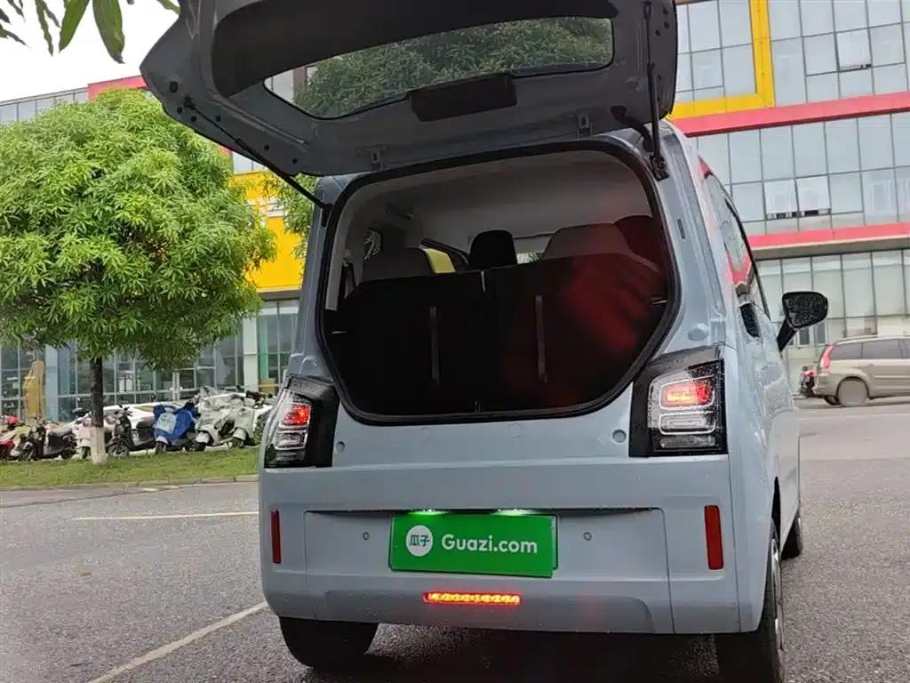 Wuling Air ev Clear Sky 2023 Model, Four-Seat Standard Edition — миниатюра 19