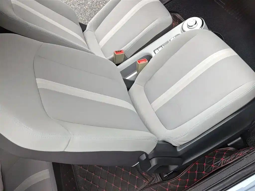 Wuling Air ev Clear Sky 2023 Model, Four-Seat Standard Edition — миниатюра 25