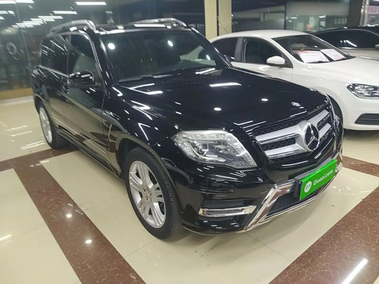 Mercedes-Benz GLK-Class 2015 GLK 260 4MATIC Dynamic Edition Ultimate Version — миниатюра 3