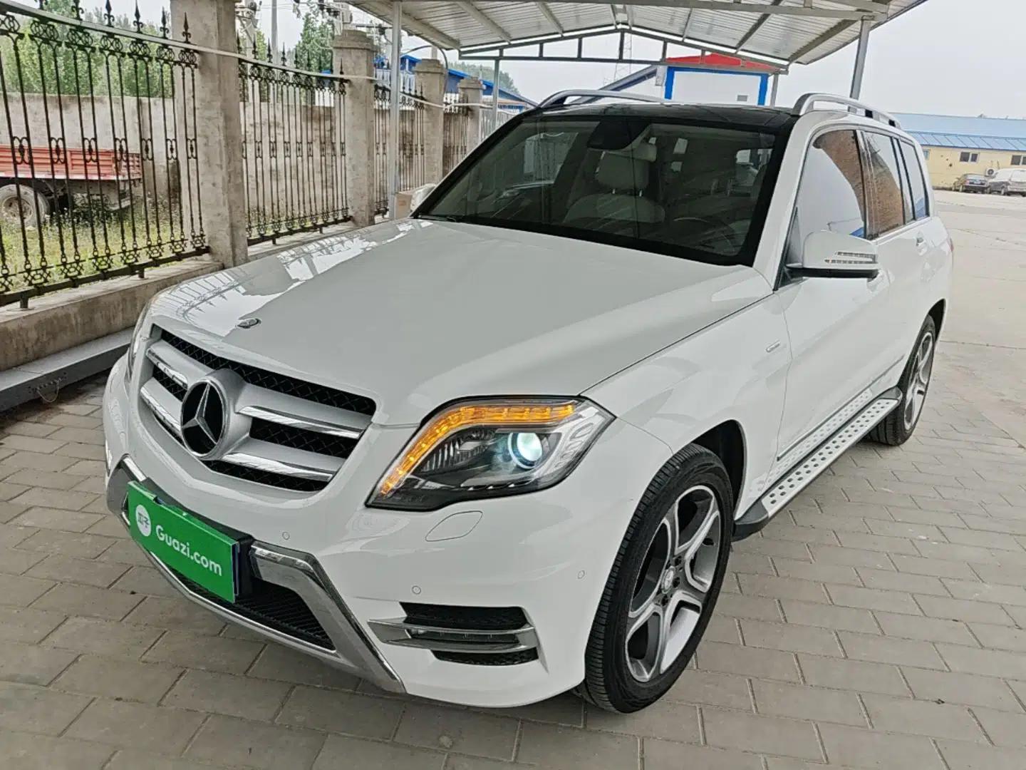 Mercedes-Benz GLK-Class 2015 GLK 300 4MATIC Fashion Edition Ultimate Version — миниатюра 1