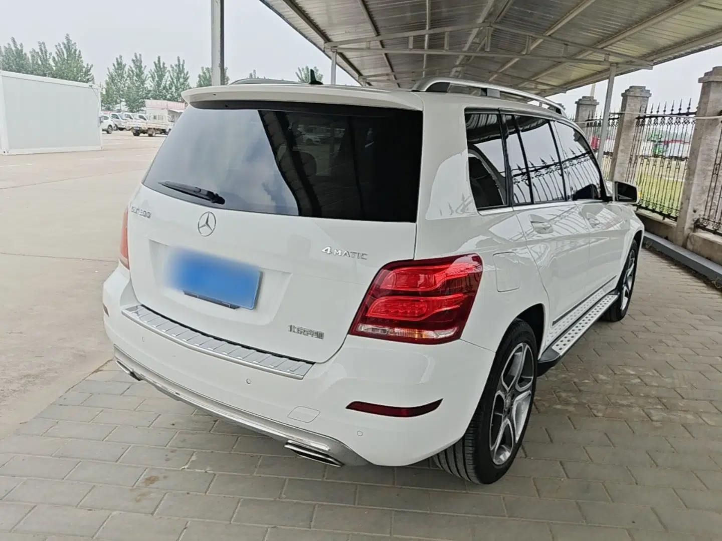 Mercedes-Benz GLK-Class 2015 GLK 300 4MATIC Fashion Edition Ultimate Version — миниатюра 4