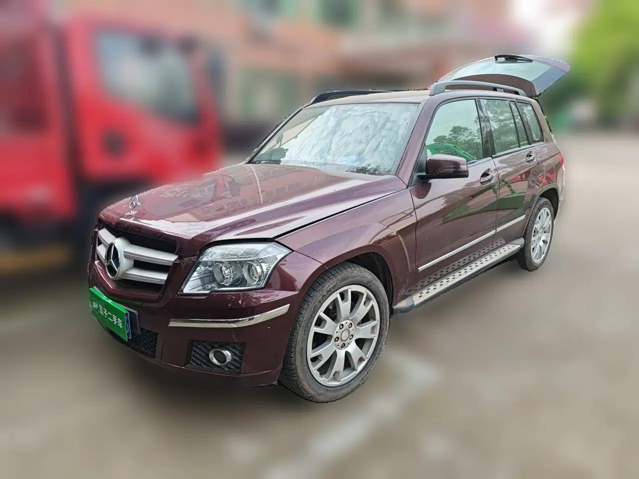 Mercedes-Benz GLK-Class 2011 GLK 300 4MATIC Fashion Model — миниатюра 1