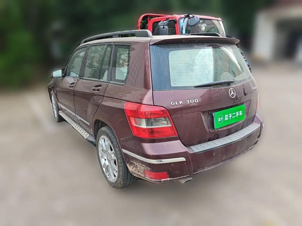 Mercedes-Benz GLK-Class 2011 GLK 300 4MATIC Fashion Model — миниатюра 4