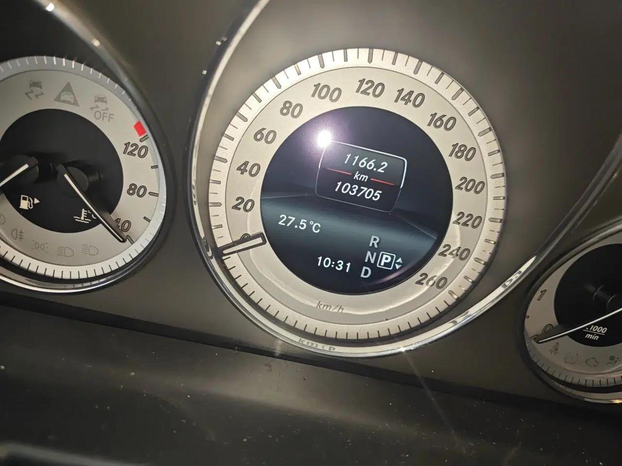 Mercedes-Benz GLK-Class 2015 GLK 260 4MATIC Dynamic Edition Ultimate Version — миниатюра 13