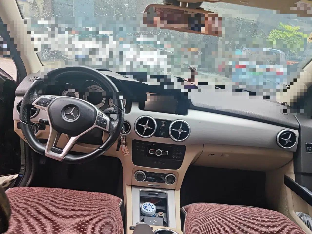 Mercedes-Benz GLK-Class 2015 GLK 260 4MATIC Dynamic Edition Ultimate Version — миниатюра 10