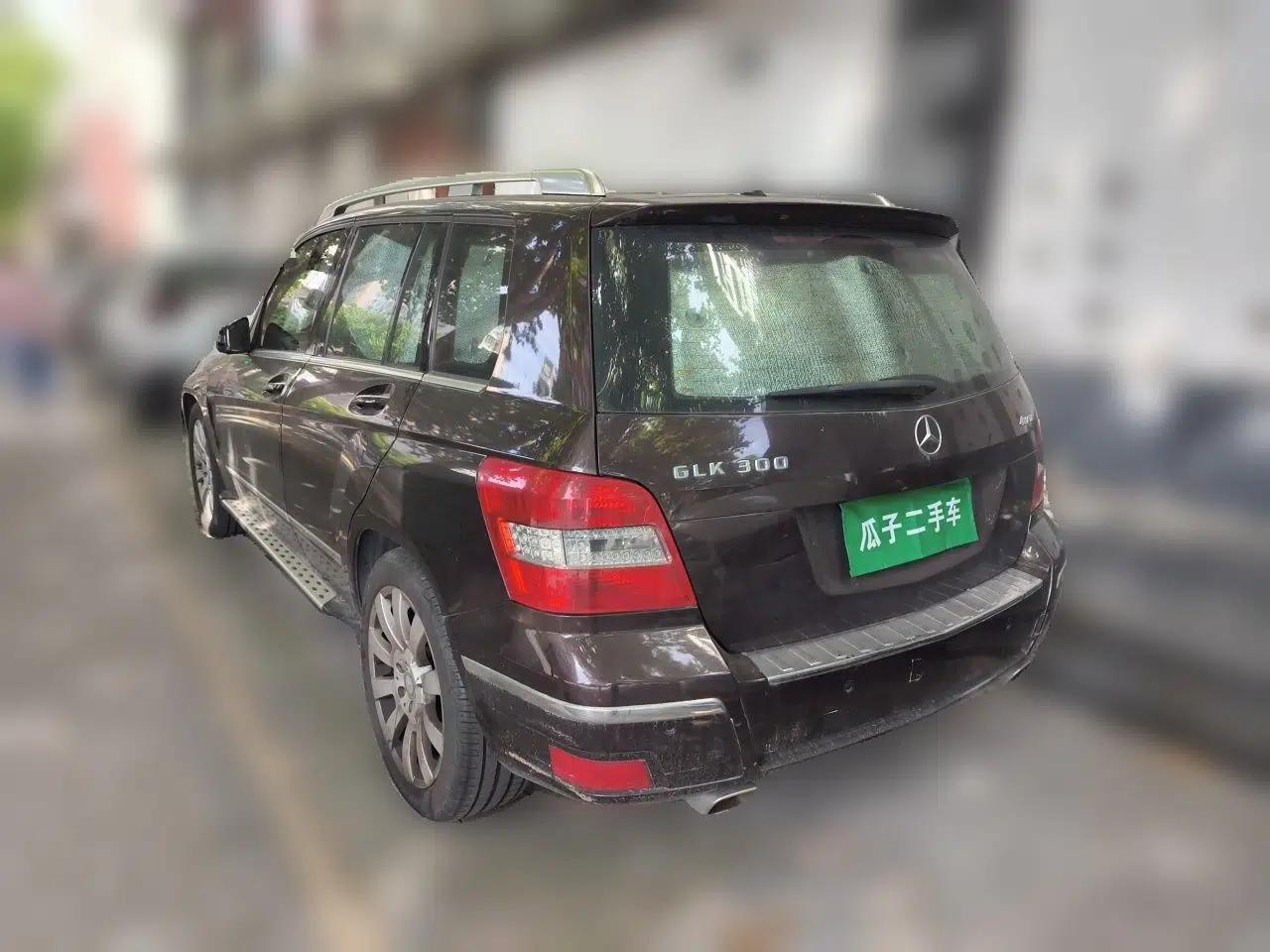 Mercedes-Benz GLK-Class 2011 GLK 300 4MATIC Fashion Model — миниатюра 4