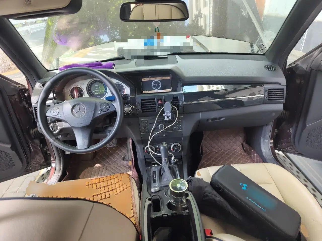 Mercedes-Benz GLK-Class 2011 GLK 300 4MATIC Fashion Model — миниатюра 10