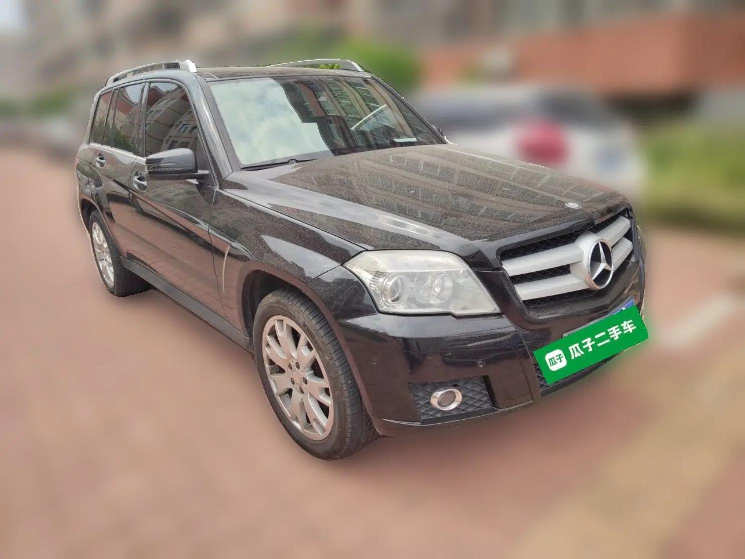 Mercedes-Benz GLK-Class 2010 GLK 300 4MATIC Fashion Model — миниатюра 3